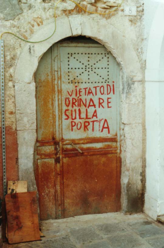 TOPONOMASTICA e CARTELLONISTICA